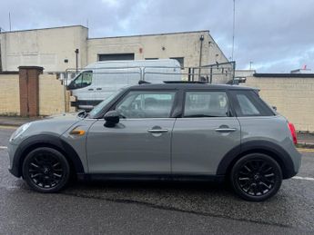 MINI Hatch 1.5 Cooper Steptronic Euro 6 (s/s) 5dr