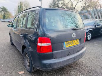 Volkswagen Touran 1.6 S 5dr (7 Seats)