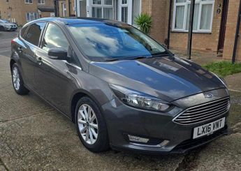 Ford Focus 1.0T EcoBoost Titanium Euro 6 (s/s) 5dr