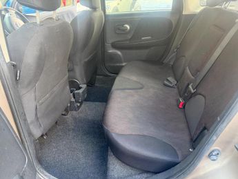 Nissan Note 1.4 16V n-tec Euro 4 5dr