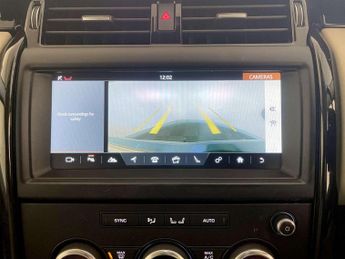 Land Rover Discovery 2.0 SD4 SE SUV 5dr Diesel Auto 4WD Euro 6 (s/s) (240 ps)