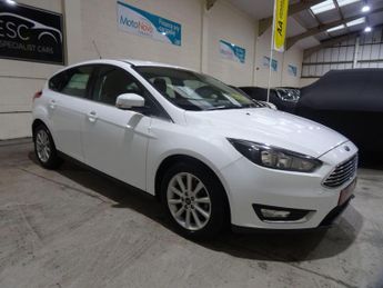 Ford Focus 1.0T EcoBoost Titanium Auto Euro 6 (s/s) 5dr