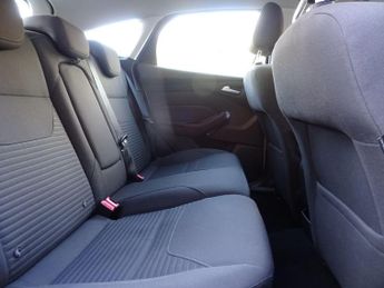 Ford Focus 1.0T EcoBoost Titanium Auto Euro 6 (s/s) 5dr