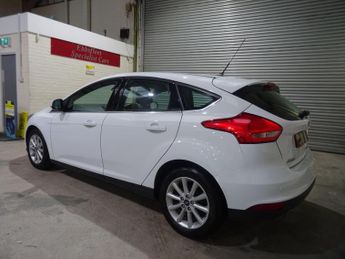 Ford Focus 1.0T EcoBoost Titanium Auto Euro 6 (s/s) 5dr