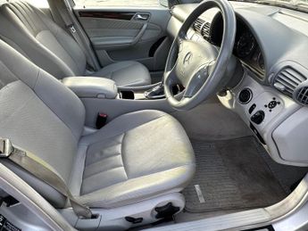 Mercedes-Benz C Class 1.8 C180 Kompressor Elegance SE 4dr