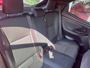 TOYOTA YARIS 1.5 VVT-h Launch Edition Hatchback 5dr Petrol Hybrid E-CVT Euro 