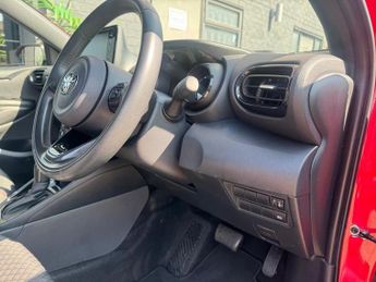 TOYOTA YARIS 1.5 VVT-h Launch Edition Hatchback 5dr Petrol Hybrid E-CVT Euro 