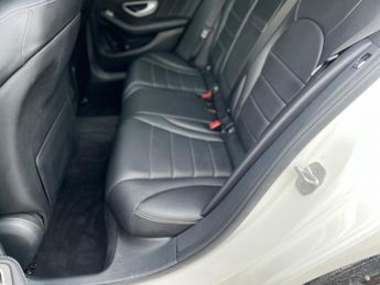 Mercedes-Benz C Class 2.1 C220d AMG Line (Premium) 7G-Tronic+ Euro 6 (s/s) 5dr