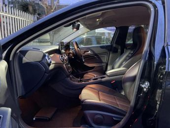 Mercedes-Benz GLA 1.6 GLA180 Urban Edition 7G-DCT Euro 6 (s/s) 5dr