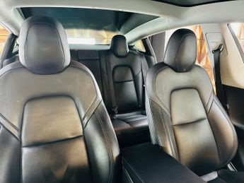 Tesla Model 3 (Dual Motor) Long Range Auto 4WDE 4dr