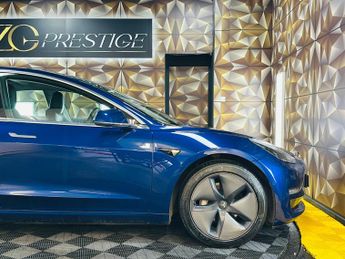 Tesla Model 3 (Dual Motor) Long Range Auto 4WDE 4dr