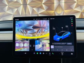 Tesla Model 3 (Dual Motor) Long Range Auto 4WDE 4dr