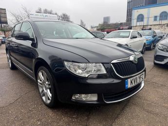 Skoda Superb 2.0 TDI Elegance DSG Euro 5 5dr