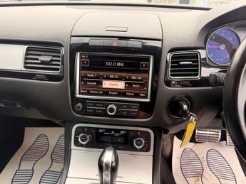 Volkswagen Touareg 3.0 TDI V6 BlueMotion Tech Altitude Tiptronic 4WD Euro 5 (s/s) 5