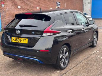 Nissan Leaf 40kWh N-Connecta Auto 5dr