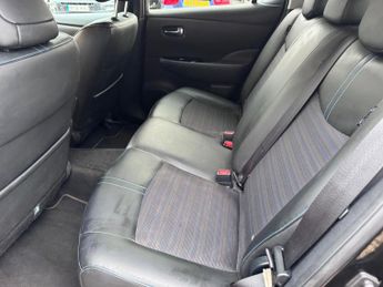 Nissan Leaf 40kWh N-Connecta Auto 5dr