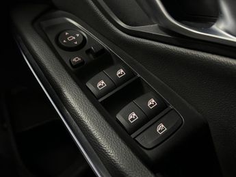 BMW 3 Series 2.0 318d MHT Sport Auto Euro 6 (s/s) 4dr