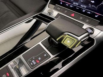 Audi A6 Avant 2.0 TFSI 45 Black Edition Estate 5dr Petrol S Tronic quattro Eur