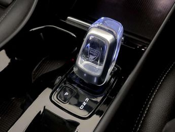 Volvo XC40 2.0 B4 MHEV Inscription Pro SUV 5dr Petrol Hybrid Auto AWD Euro 