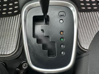 Toyota Yaris 1.5 VVT-h Icon E-CVT Euro 6 5dr