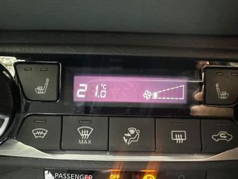 Nissan Juke 1.0 DIG-T N-Connecta DCT Auto Euro 6 (s/s) 5dr