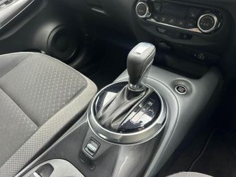 Nissan Juke 1.0 DIG-T N-Connecta DCT Auto Euro 6 (s/s) 5dr