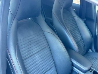 Mercedes-Benz GLA 2.1 GLA220 CDI AMG Line 7G-DCT 4MATIC Euro 6 (s/s) 5dr