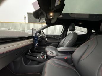 Ford Mustang Mach-E EXT RANGE AWD