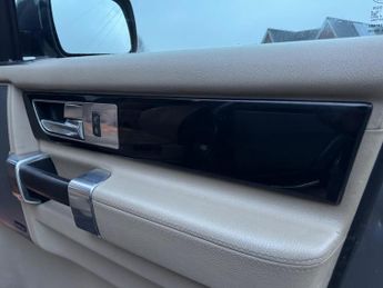 Land Rover Discovery 4 3.0 TD V6 XS Auto 4WD Euro 4 5dr