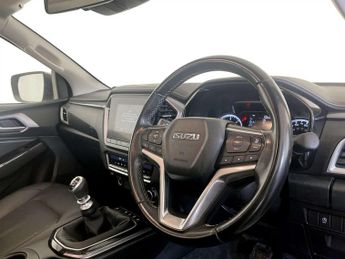 Isuzu D-Max 1.9 TD DL40 Pickup Double Cab 4dr Diesel Manual 4WD Euro 6 (s/s)