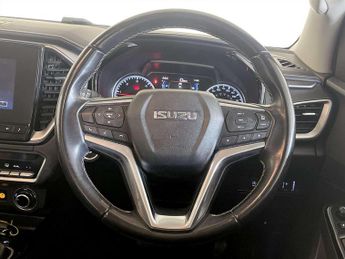 Isuzu D-Max 1.9 TD DL40 Pickup Double Cab 4dr Diesel Manual 4WD Euro 6 (s/s)