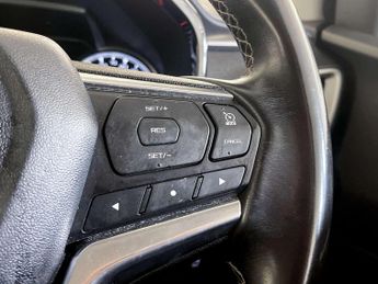 Isuzu D-Max 1.9 TD DL40 Pickup Double Cab 4dr Diesel Manual 4WD Euro 6 (s/s)