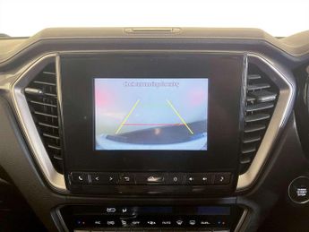 Isuzu D-Max 1.9 TD DL40 Pickup Double Cab 4dr Diesel Manual 4WD Euro 6 (s/s)