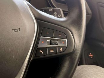 BMW 1 Series 1.5 118i Sport (LCP) Hatchback 5dr Petrol DCT Euro 6 (s/s) (136 