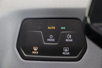 Volkswagen ID.3 Pro 58kWh Life Auto 5dr