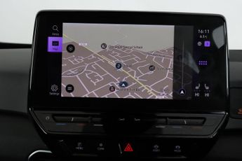 Volkswagen ID.3 Pro 58kWh Life Auto 5dr