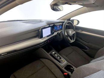 Volkswagen Golf 1.5 eTSI MHEV Life Hatchback 5dr Petrol Hybrid DSG Euro 6 (s/s) 