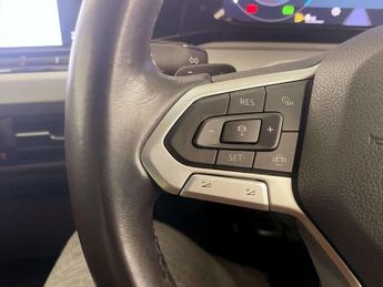 Volkswagen Golf 1.5 eTSI MHEV Life Hatchback 5dr Petrol Hybrid DSG Euro 6 (s/s) 