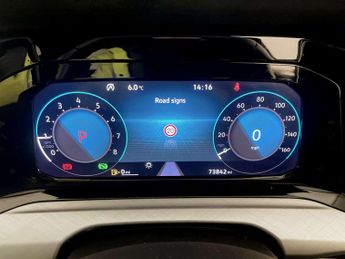 Volkswagen Golf 1.5 eTSI MHEV Life Hatchback 5dr Petrol Hybrid DSG Euro 6 (s/s) 