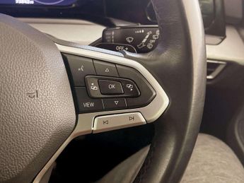 Volkswagen Golf 1.5 eTSI MHEV Life Hatchback 5dr Petrol Hybrid DSG Euro 6 (s/s) 