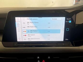 Volkswagen Golf 1.5 eTSI MHEV Life Hatchback 5dr Petrol Hybrid DSG Euro 6 (s/s) 