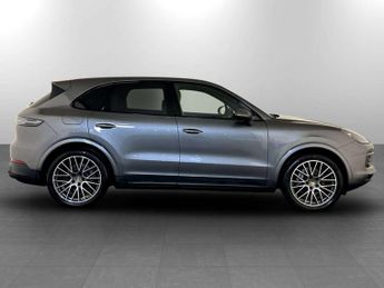 Porsche Cayenne 3.0 V6 E-Hybrid 14.1kWh SUV 5dr Petrol Plug-in Hybrid TiptronicS