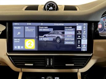 Porsche Cayenne 3.0 V6 E-Hybrid 14.1kWh SUV 5dr Petrol Plug-in Hybrid TiptronicS