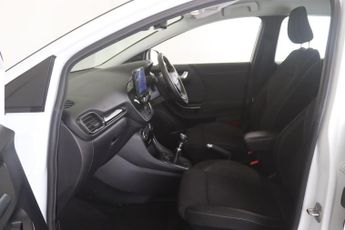 Ford Puma 1.0T EcoBoost MHEV Titanium Euro 6 (s/s) 5dr
