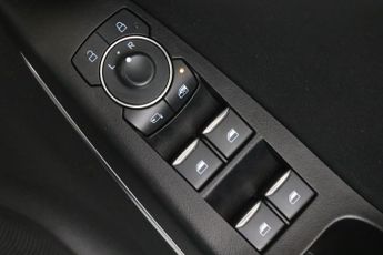 Ford Puma 1.0T EcoBoost MHEV Titanium Euro 6 (s/s) 5dr