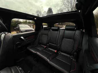 Land Rover Discovery Sport 1.5 P300e 12.2kWh R-Dynamic SE Auto 4WD Euro 6 (s/s) 5dr