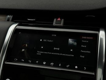 Land Rover Discovery Sport 1.5 P300e 12.2kWh R-Dynamic SE Auto 4WD Euro 6 (s/s) 5dr