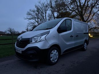Renault Trafic 1.6 dCi 27 Business SWB Standard Roof Euro 6 5dr