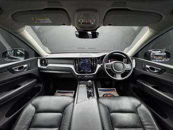 Volvo XC60 2.0 B4 MHEV Momentum Auto AWD Euro 6 (s/s) 5dr