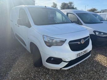 Vauxhall Combo 1.5 Turbo D 2300 Sportive L2 H1 Euro 6 4dr